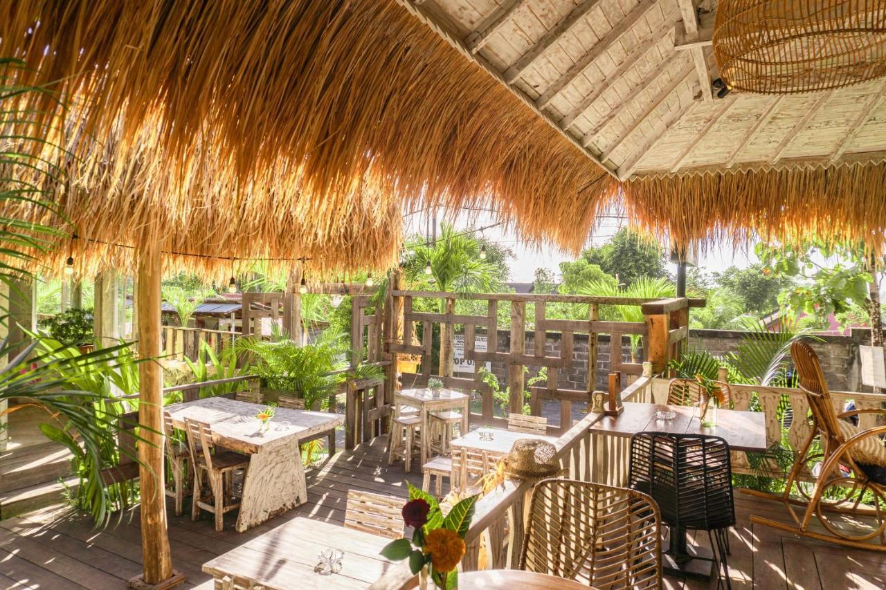 Le Yanandra Bali Resort Jimbaran Exterior foto