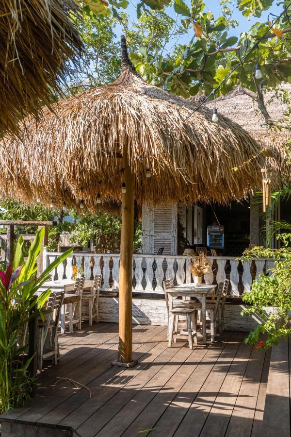 Le Yanandra Bali Resort Jimbaran Exterior foto